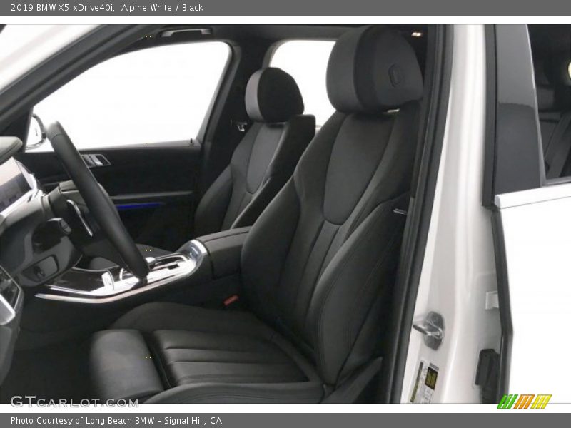Alpine White / Black 2019 BMW X5 xDrive40i