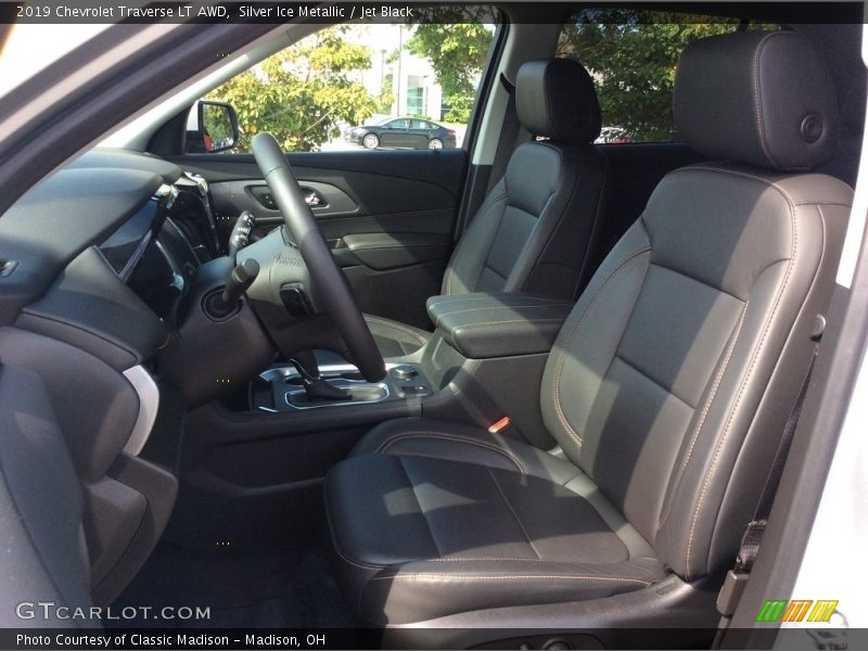 Silver Ice Metallic / Jet Black 2019 Chevrolet Traverse LT AWD
