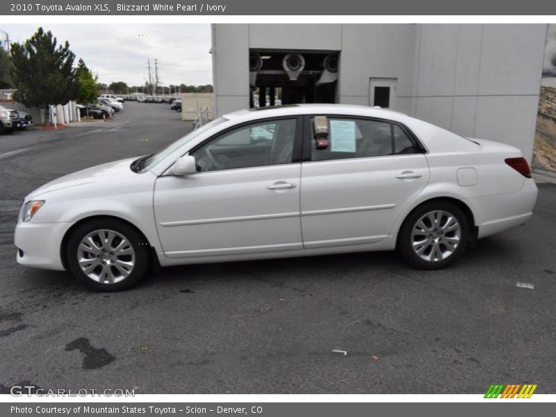 Blizzard White Pearl / Ivory 2010 Toyota Avalon XLS