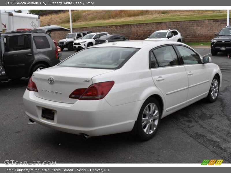 Blizzard White Pearl / Ivory 2010 Toyota Avalon XLS