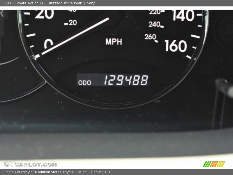 Blizzard White Pearl / Ivory 2010 Toyota Avalon XLS