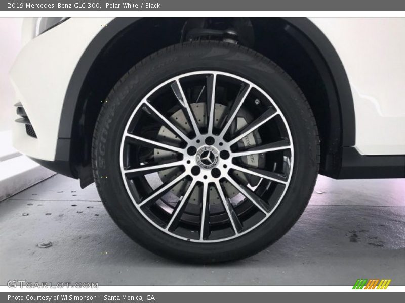 Polar White / Black 2019 Mercedes-Benz GLC 300