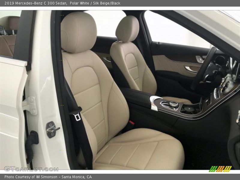 Polar White / Silk Beige/Black 2019 Mercedes-Benz C 300 Sedan