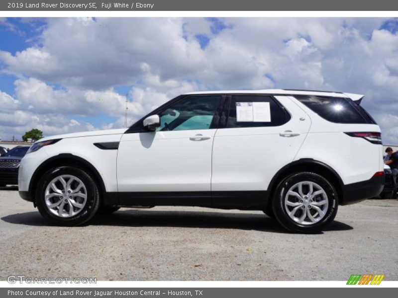 Fuji White / Ebony 2019 Land Rover Discovery SE