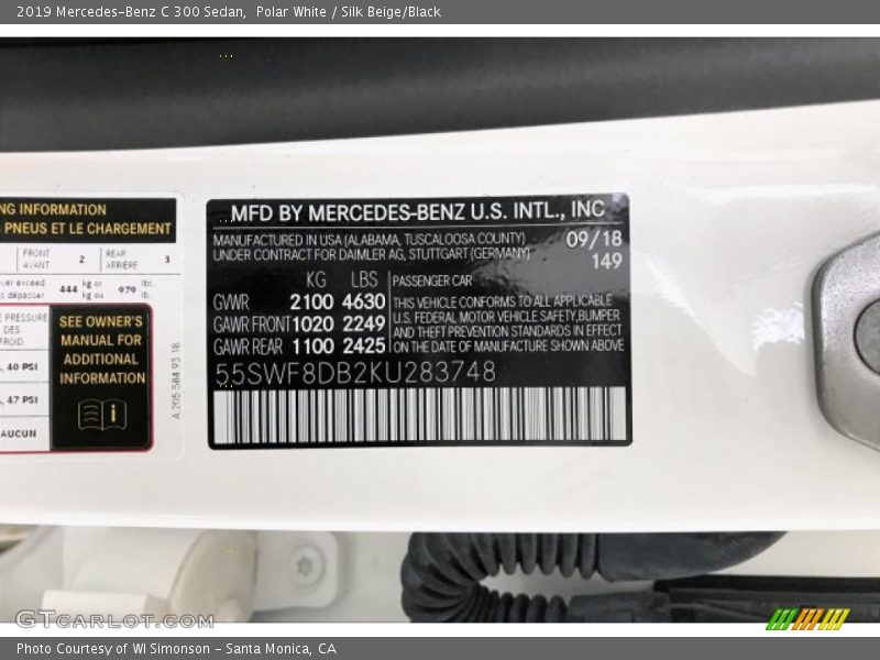 Polar White / Silk Beige/Black 2019 Mercedes-Benz C 300 Sedan