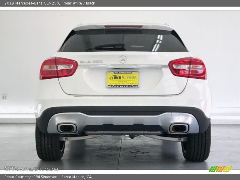 Polar White / Black 2019 Mercedes-Benz GLA 250