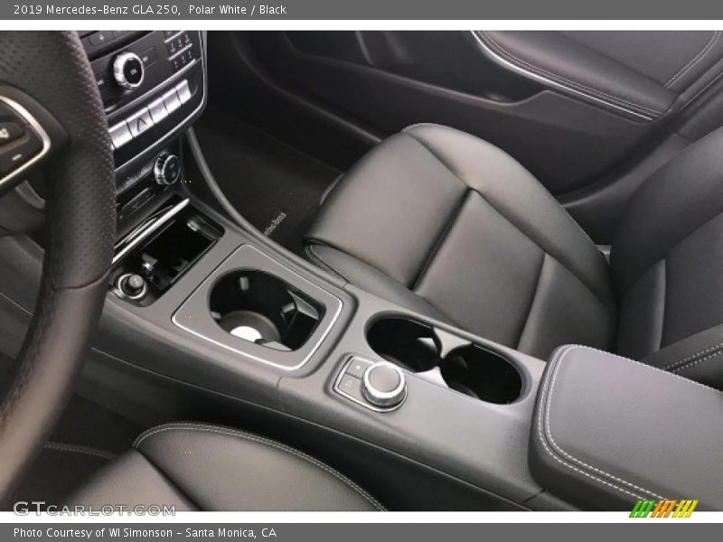 Polar White / Black 2019 Mercedes-Benz GLA 250
