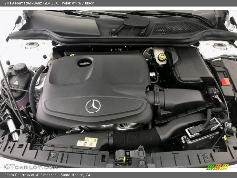 Polar White / Black 2019 Mercedes-Benz GLA 250