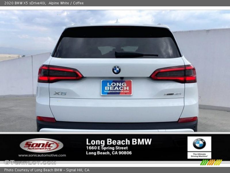 Alpine White / Coffee 2020 BMW X5 sDrive40i