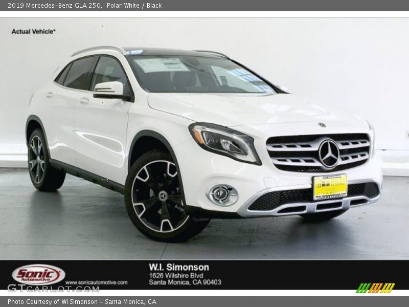 Polar White / Black 2019 Mercedes-Benz GLA 250