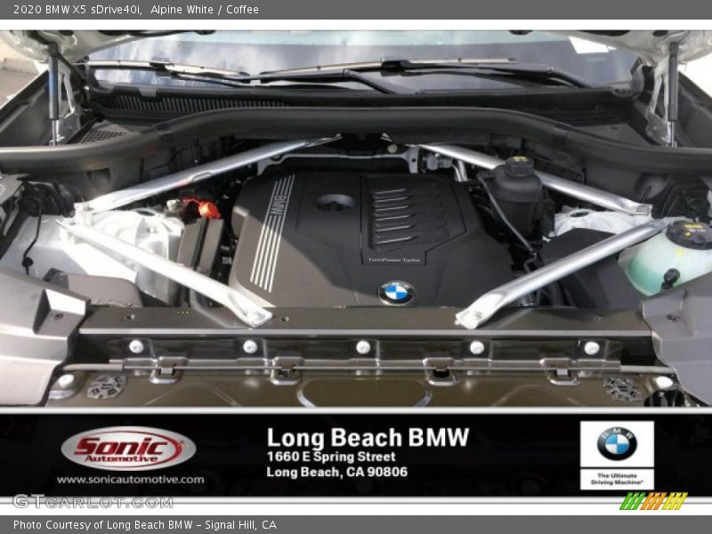 Alpine White / Coffee 2020 BMW X5 sDrive40i