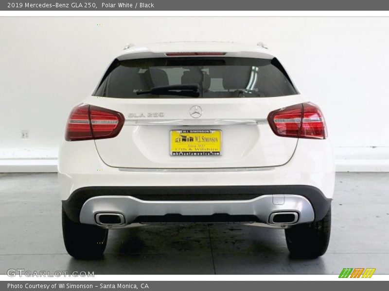 Polar White / Black 2019 Mercedes-Benz GLA 250