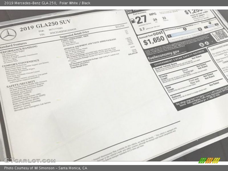 Polar White / Black 2019 Mercedes-Benz GLA 250