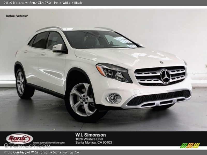 Polar White / Black 2019 Mercedes-Benz GLA 250