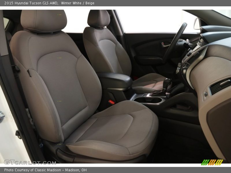 Winter White / Beige 2015 Hyundai Tucson GLS AWD