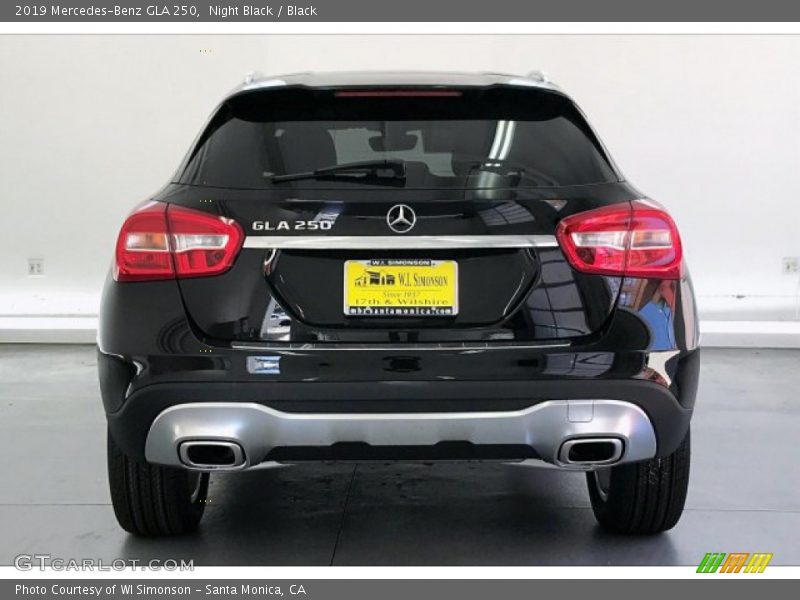 Night Black / Black 2019 Mercedes-Benz GLA 250