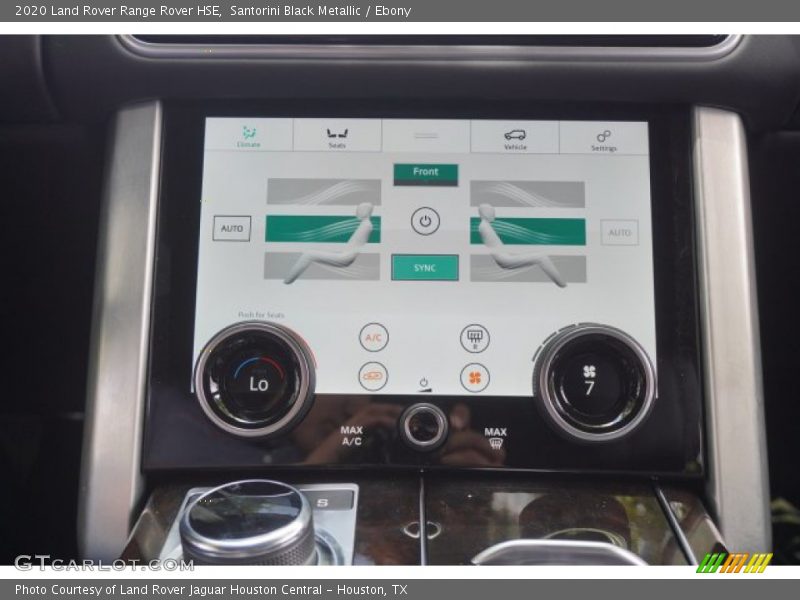 Controls of 2020 Range Rover HSE