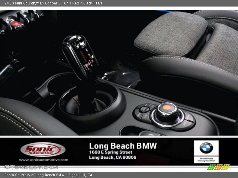 Chili Red / Black Pearl 2020 Mini Countryman Cooper S