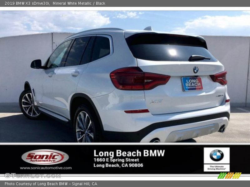 Mineral White Metallic / Black 2019 BMW X3 sDrive30i