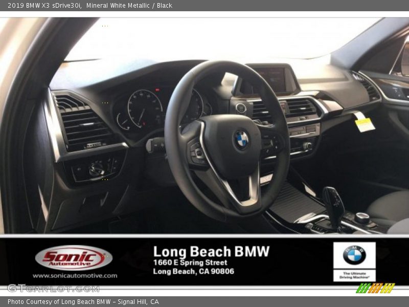 Mineral White Metallic / Black 2019 BMW X3 sDrive30i