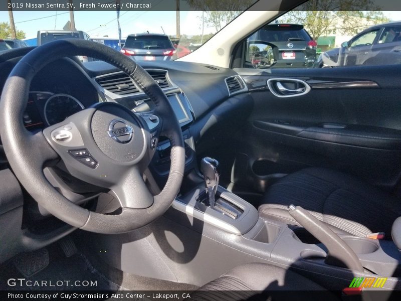 Fresh Powder / Charcoal 2019 Nissan Sentra SV
