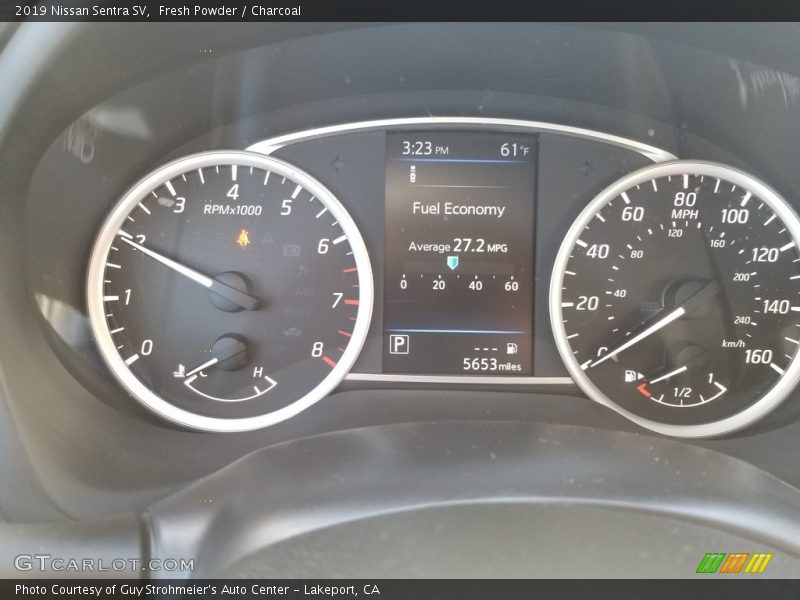 Fresh Powder / Charcoal 2019 Nissan Sentra SV