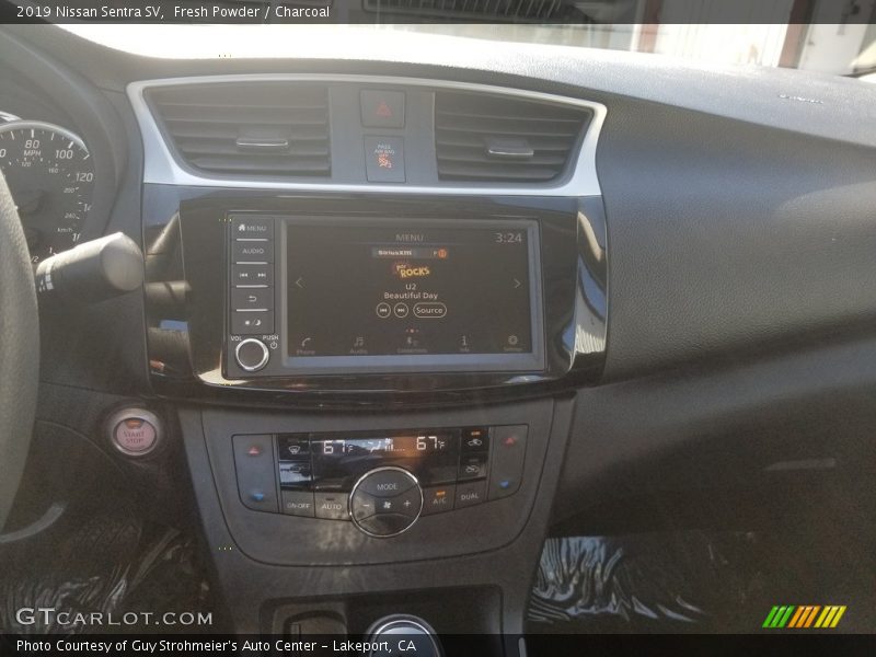 Fresh Powder / Charcoal 2019 Nissan Sentra SV