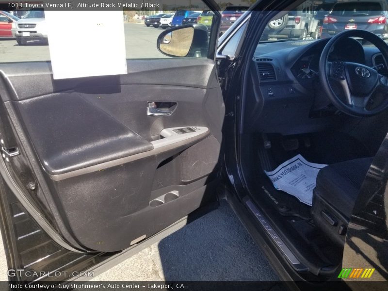Attitude Black Metallic / Black 2013 Toyota Venza LE