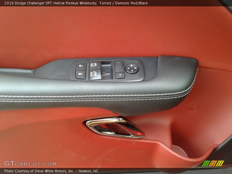 Door Panel of 2019 Challenger SRT Hellcat Redeye Widebody