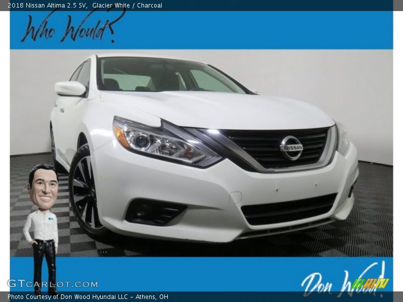 Glacier White / Charcoal 2018 Nissan Altima 2.5 SV