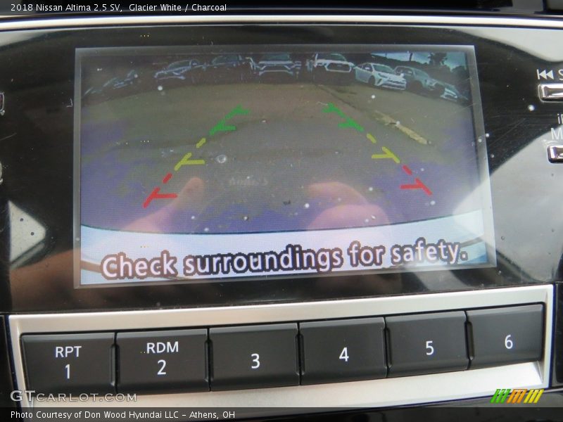 Glacier White / Charcoal 2018 Nissan Altima 2.5 SV