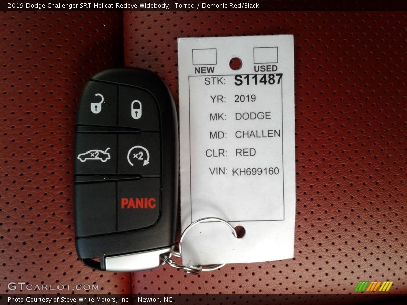Keys of 2019 Challenger SRT Hellcat Redeye Widebody