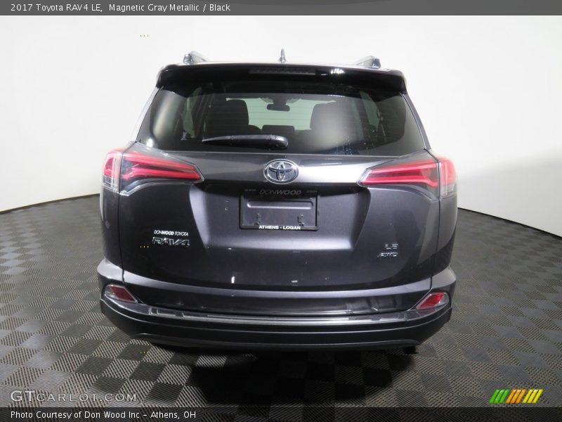 Magnetic Gray Metallic / Black 2017 Toyota RAV4 LE