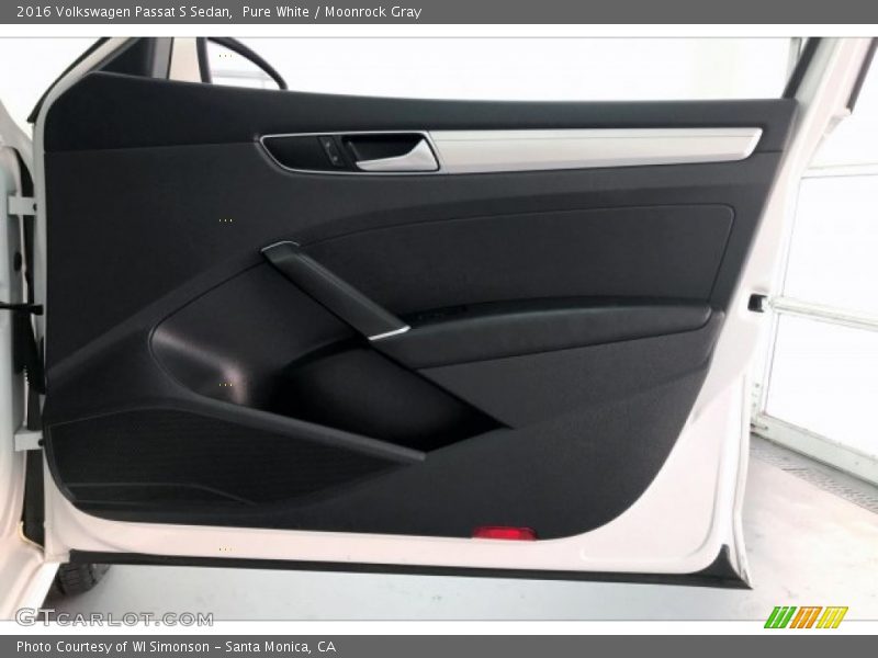 Pure White / Moonrock Gray 2016 Volkswagen Passat S Sedan