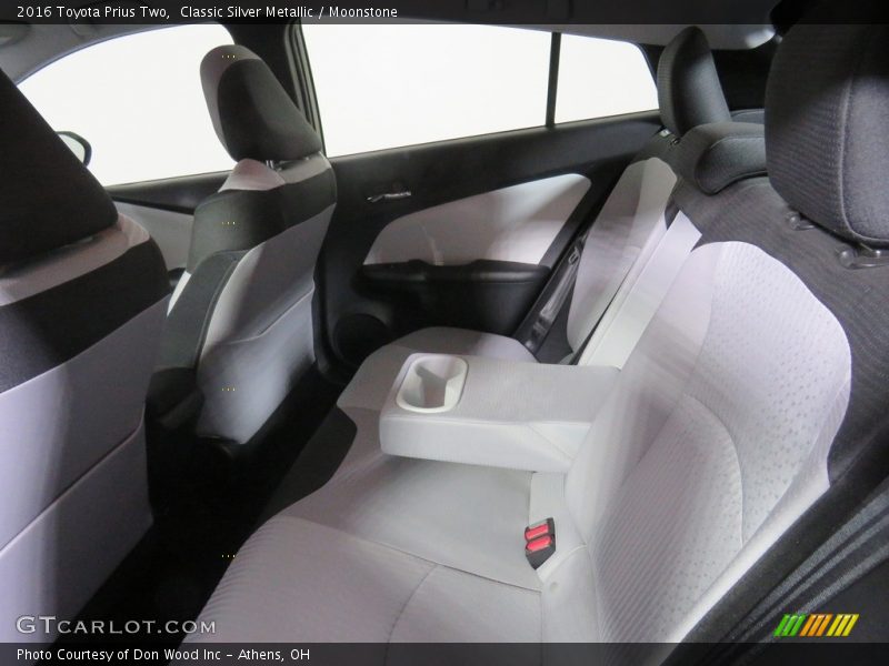 Classic Silver Metallic / Moonstone 2016 Toyota Prius Two