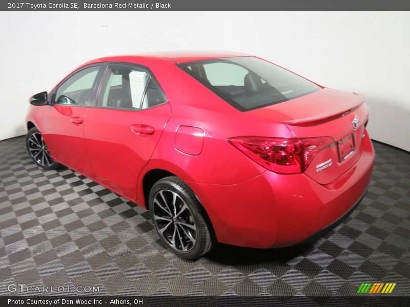 Barcelona Red Metalic / Black 2017 Toyota Corolla SE