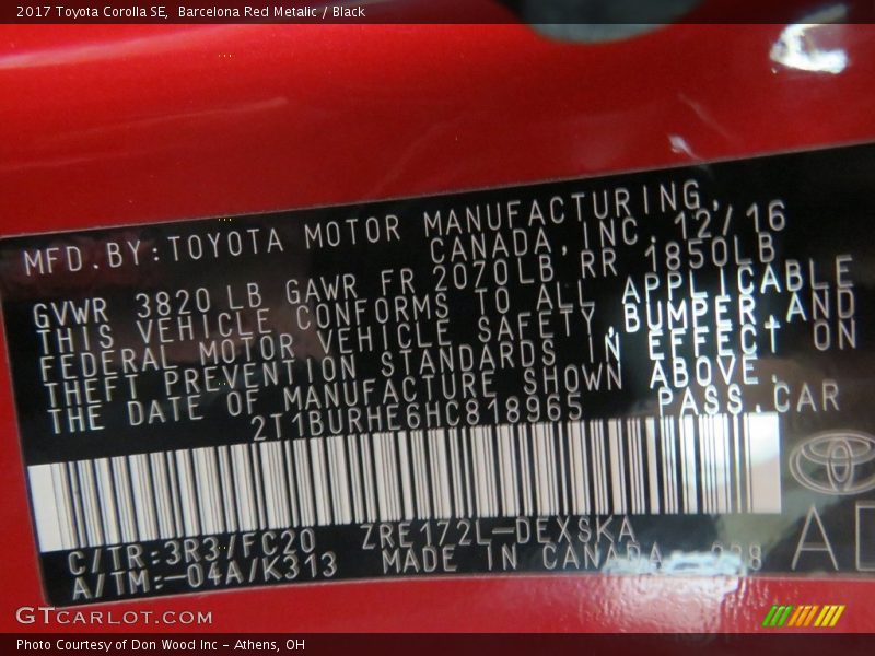 Barcelona Red Metalic / Black 2017 Toyota Corolla SE