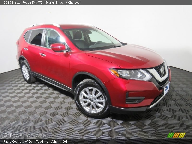 Scarlet Ember / Charcoal 2019 Nissan Rogue SV AWD