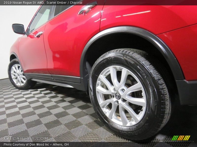 Scarlet Ember / Charcoal 2019 Nissan Rogue SV AWD