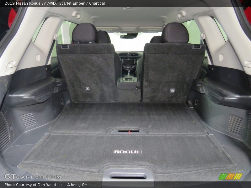 Scarlet Ember / Charcoal 2019 Nissan Rogue SV AWD