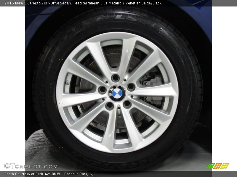 Mediterranean Blue Metallic / Venetian Beige/Black 2016 BMW 5 Series 528i xDrive Sedan