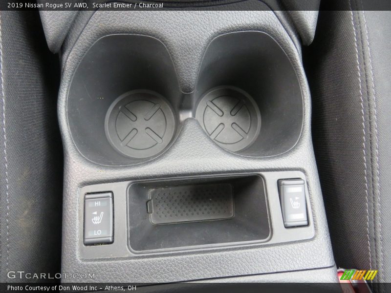 Scarlet Ember / Charcoal 2019 Nissan Rogue SV AWD