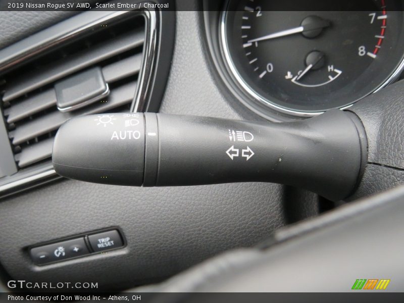 Scarlet Ember / Charcoal 2019 Nissan Rogue SV AWD