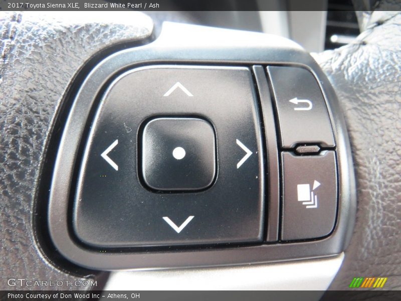 Blizzard White Pearl / Ash 2017 Toyota Sienna XLE