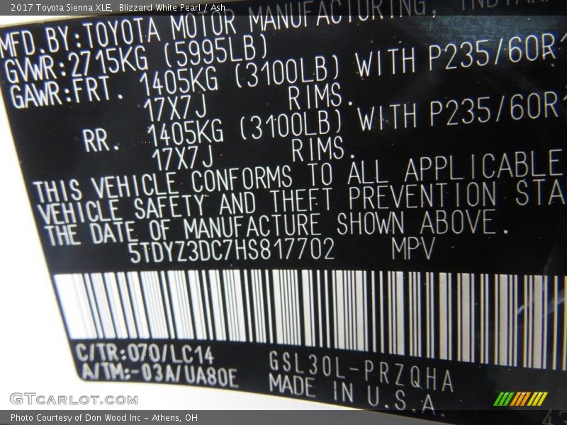Blizzard White Pearl / Ash 2017 Toyota Sienna XLE