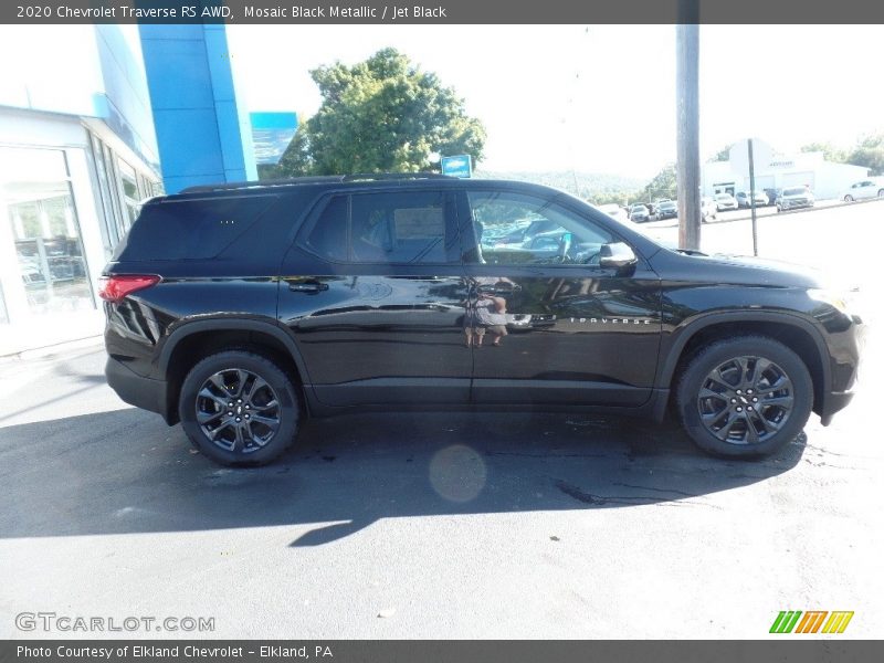 Mosaic Black Metallic / Jet Black 2020 Chevrolet Traverse RS AWD