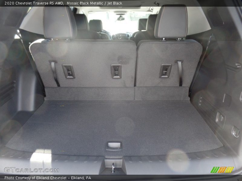 Mosaic Black Metallic / Jet Black 2020 Chevrolet Traverse RS AWD