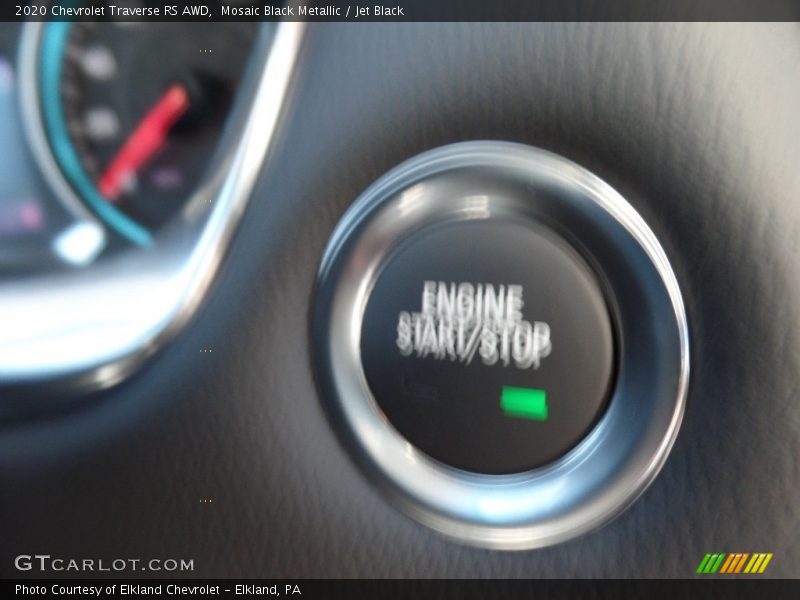 Mosaic Black Metallic / Jet Black 2020 Chevrolet Traverse RS AWD