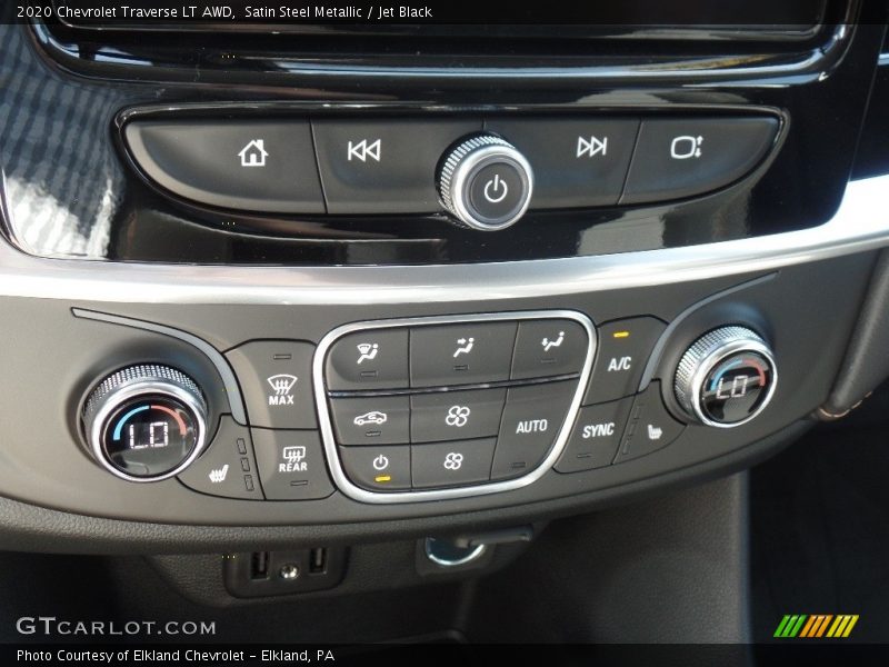 Satin Steel Metallic / Jet Black 2020 Chevrolet Traverse LT AWD