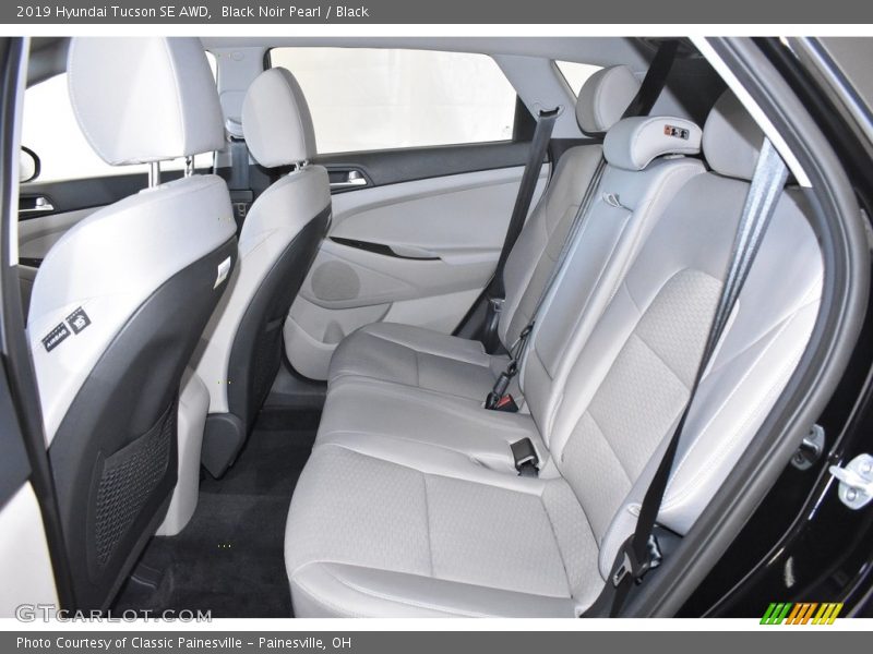 Black Noir Pearl / Black 2019 Hyundai Tucson SE AWD